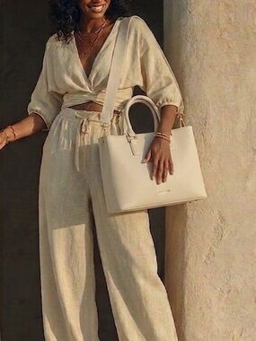 MATT & NAT Elegant & Spacious White Laptop Bag NWT + $20 USD Value Gift